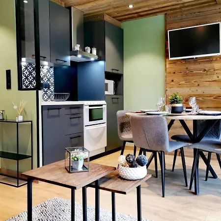 Renove Avec Kitchenette, Balcon Et Wifi - Fr-1-598-84 *