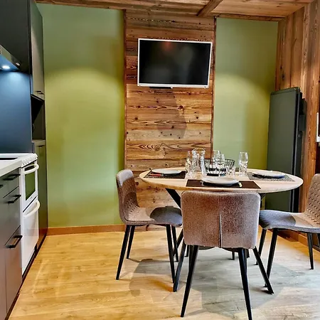 Renove Avec Kitchenette, Balcon Et Wifi - Fr-1-598-84 Apartment